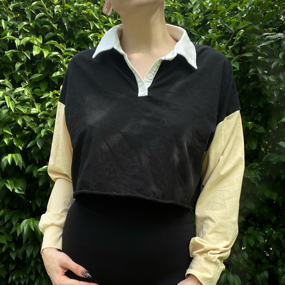 Collar color block long sleeve crop